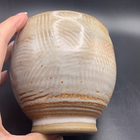 Pottery Studio Signed Small Pot - Picture 4 of 6